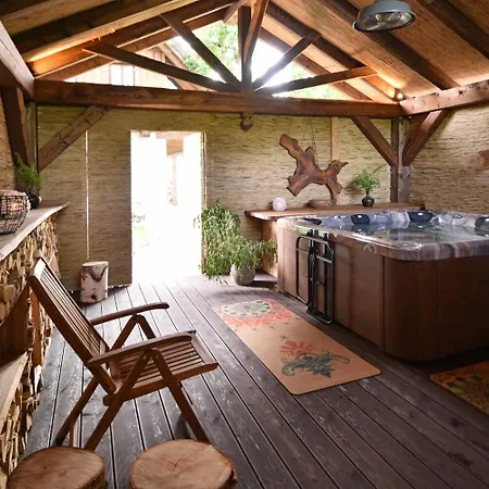 Silverstone Living Station touristique