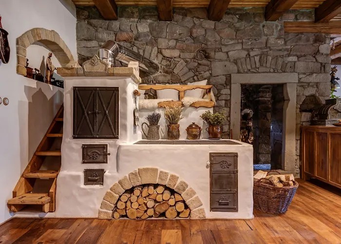 Rezort Silverstone Living *